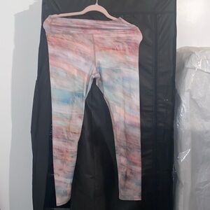 R and Dry Collection watercolor leggings high waist